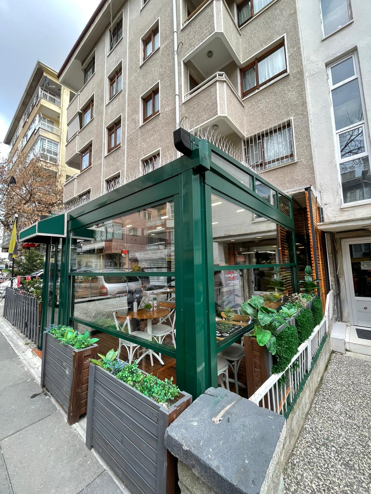 ÇANKAYA ARATAT MUTFAK PERGOLA TENTE VE GİYOTİN CAM